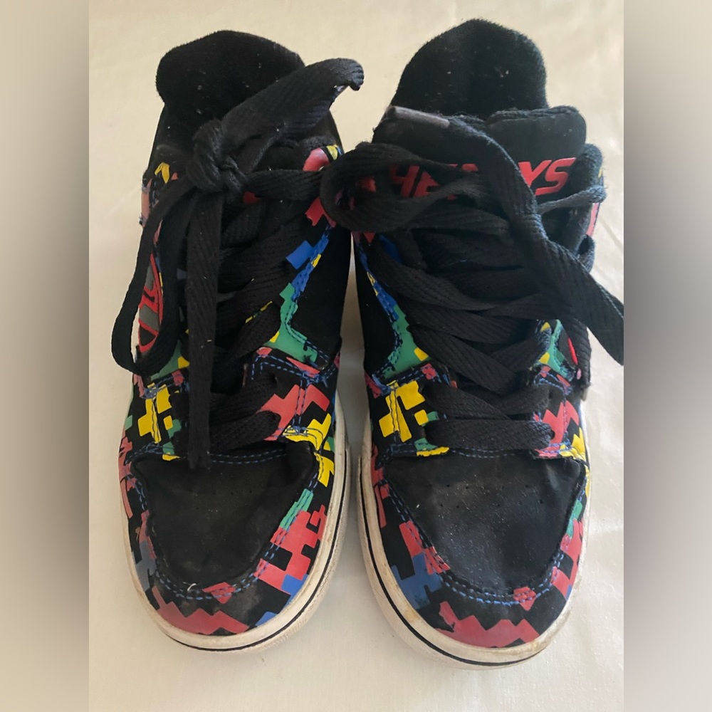 Heelys Youth Boys colorful puzzle Lace Up Skate Shoes Sz 3 - Picture 1 of 8